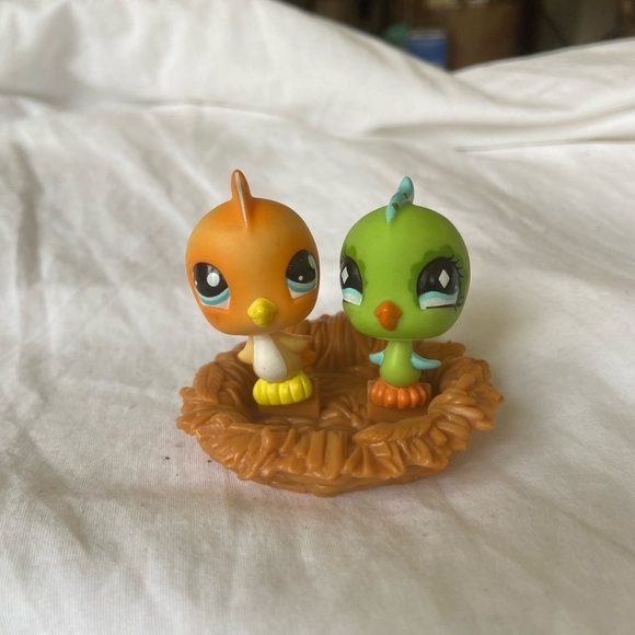 LITTLEST PETSHOP #976 BIRD PINSON and LPS #472 Parakeet with bird nest - Picture 3 of 14